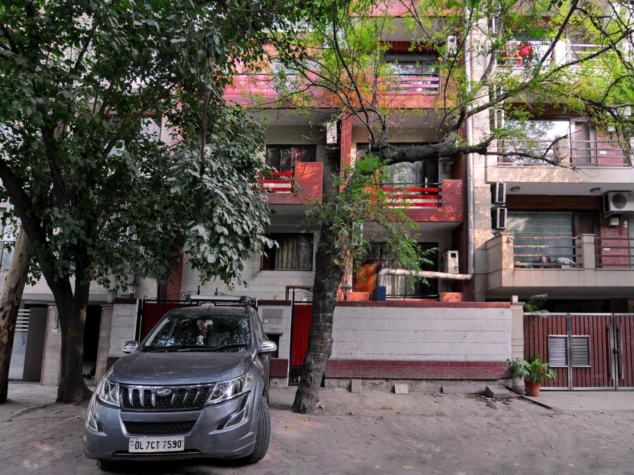 Oyo Flagship 592 Hauz Khas Village Нью-Делі Екстер'єр фото