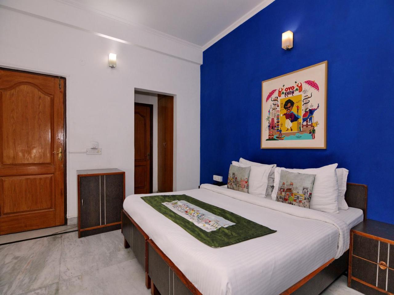 Oyo Flagship 592 Hauz Khas Village Нью-Делі Екстер'єр фото