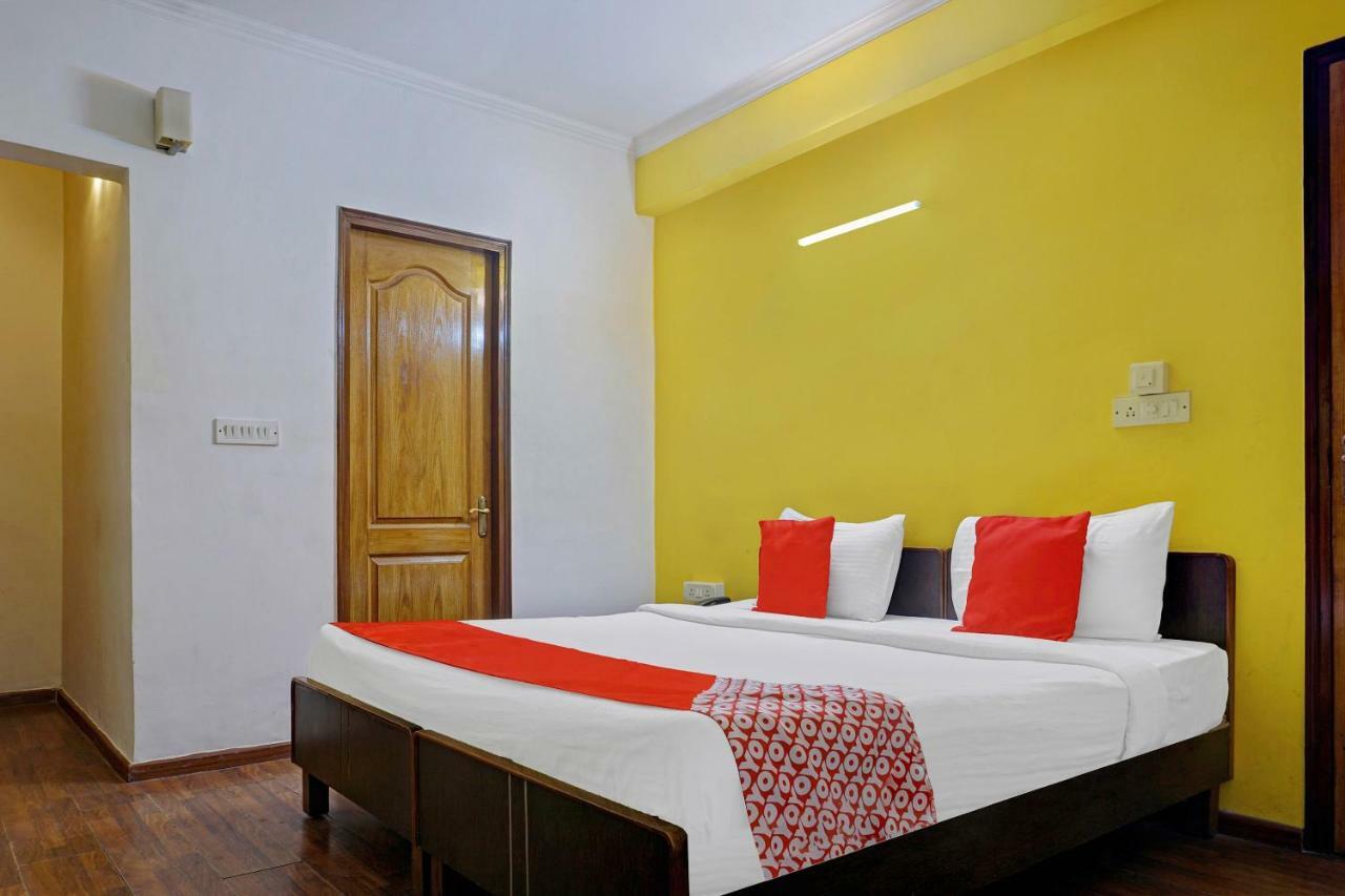 Oyo Flagship 592 Hauz Khas Village Нью-Делі Екстер'єр фото